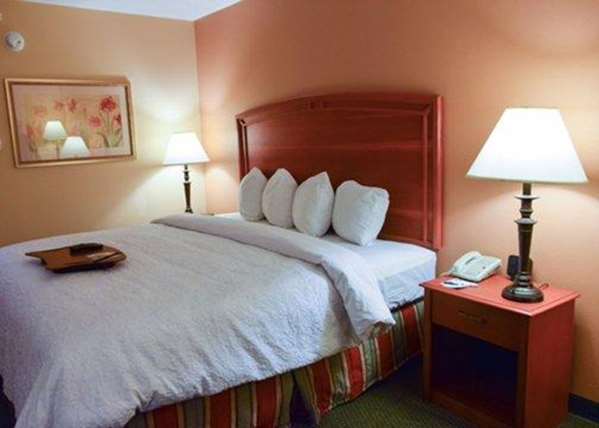  - Quality Inn Florissant - I-270, Exit 26B