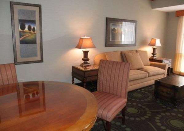  - Quality Inn Florissant - I-270, Exit 26B