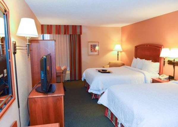  - Quality Inn Florissant - I-270, Exit 26B