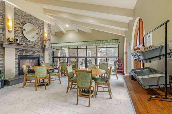 Amenities - Unity Hotel & Conference Center Lee's Summit - I-470, Exit 7B