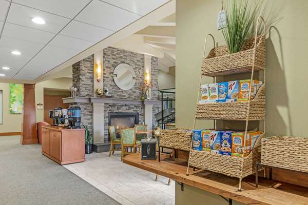 Amenities - Unity Hotel & Conference Center Lee's Summit - I-470, Exit 7B