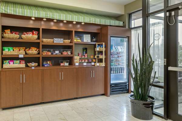  - Unity Hotel & Conference Center Lee's Summit - I-470, Exit 7B