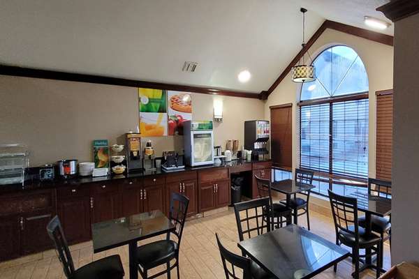 Amenities - Quality Inn & Suites Columbia - I-70, Exit 128A