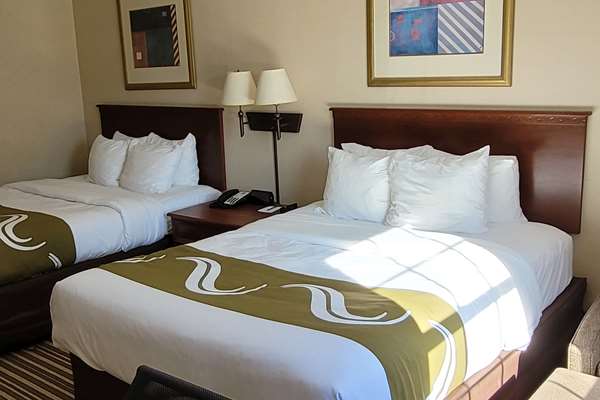  - Quality Inn & Suites Columbia - I-70, Exit 128A