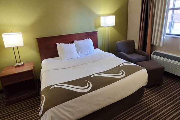  - Quality Inn & Suites Columbia - I-70, Exit 128A