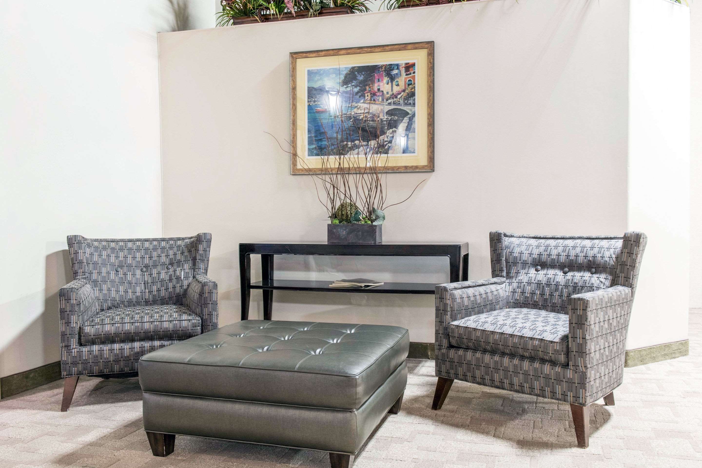 Lobby with sitting area