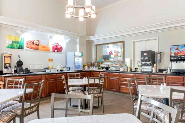 Amenities - Quality Inn Festus