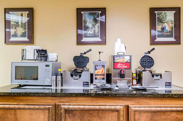 Amenities - Quality Inn & Suites Carthage - I-49, Exit 50