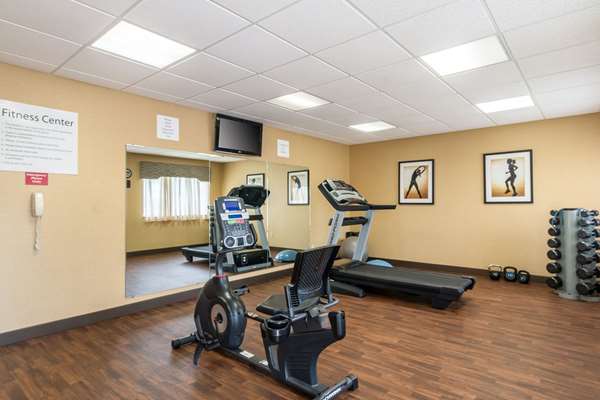 Fitness/ Exercise Room - Comfort Inn & Suites Hannibal