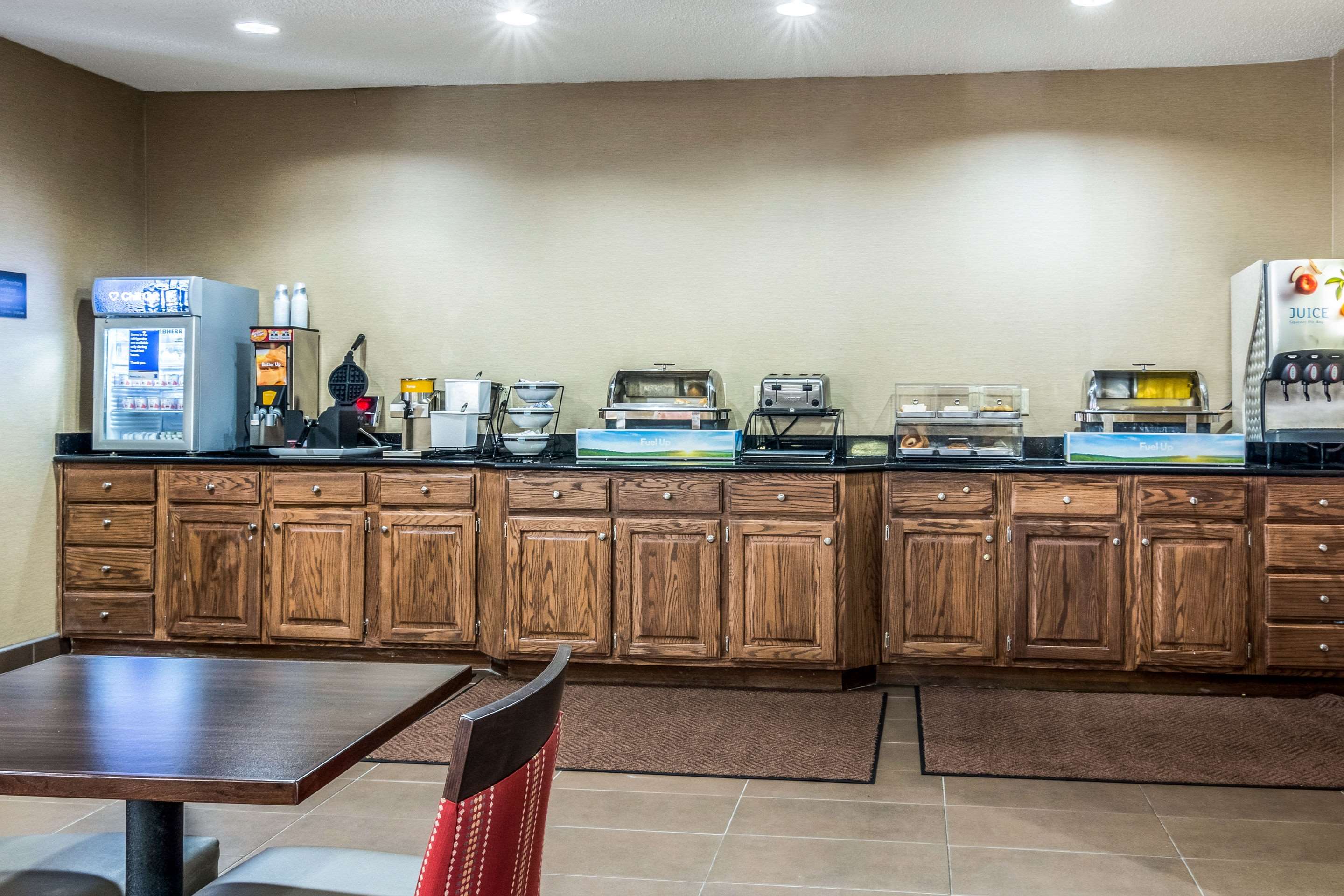 Breakfast area