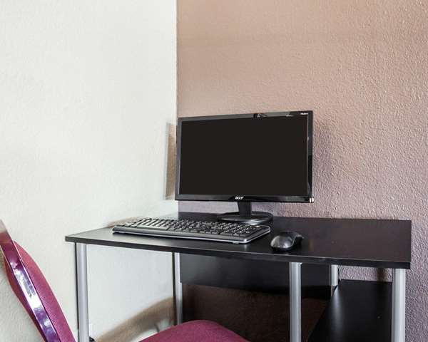 Conference Area - Econo Lodge Jefferson City