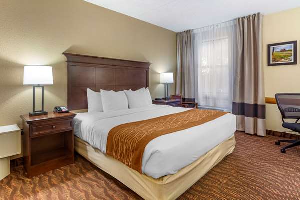  - Comfort Inn & Suites Branson