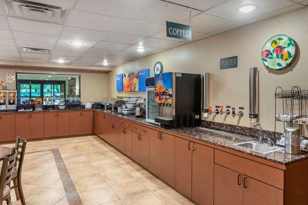 Amenities - Comfort Inn & Suites Branson