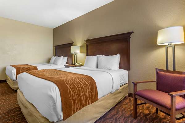  - Comfort Inn & Suites Branson