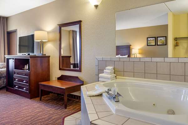 Suite - Comfort Inn & Suites Branson