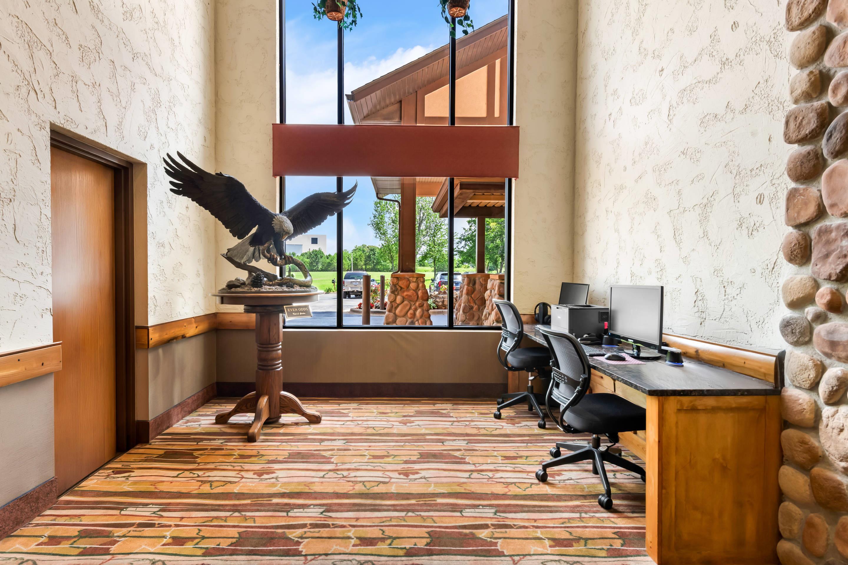 Business center | Comfort Inn & Suites Branson Meadows