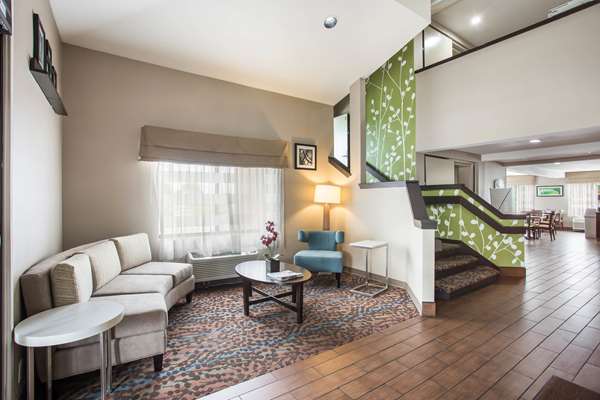  - Sleep Inn Airport Kansas City - I-29, Exit 10