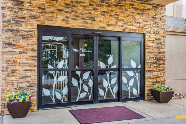 Exterior view - Sleep Inn Airport Kansas City - I-29, Exit 10