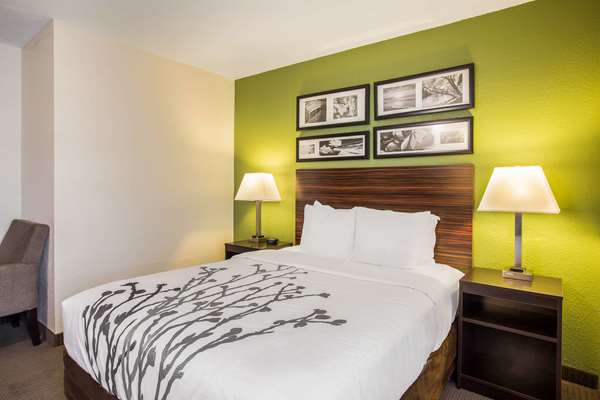  - Sleep Inn Airport Kansas City - I-29, Exit 10