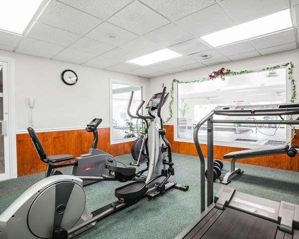Fitness/ Exercise Room - Quality Inn Kingdom City