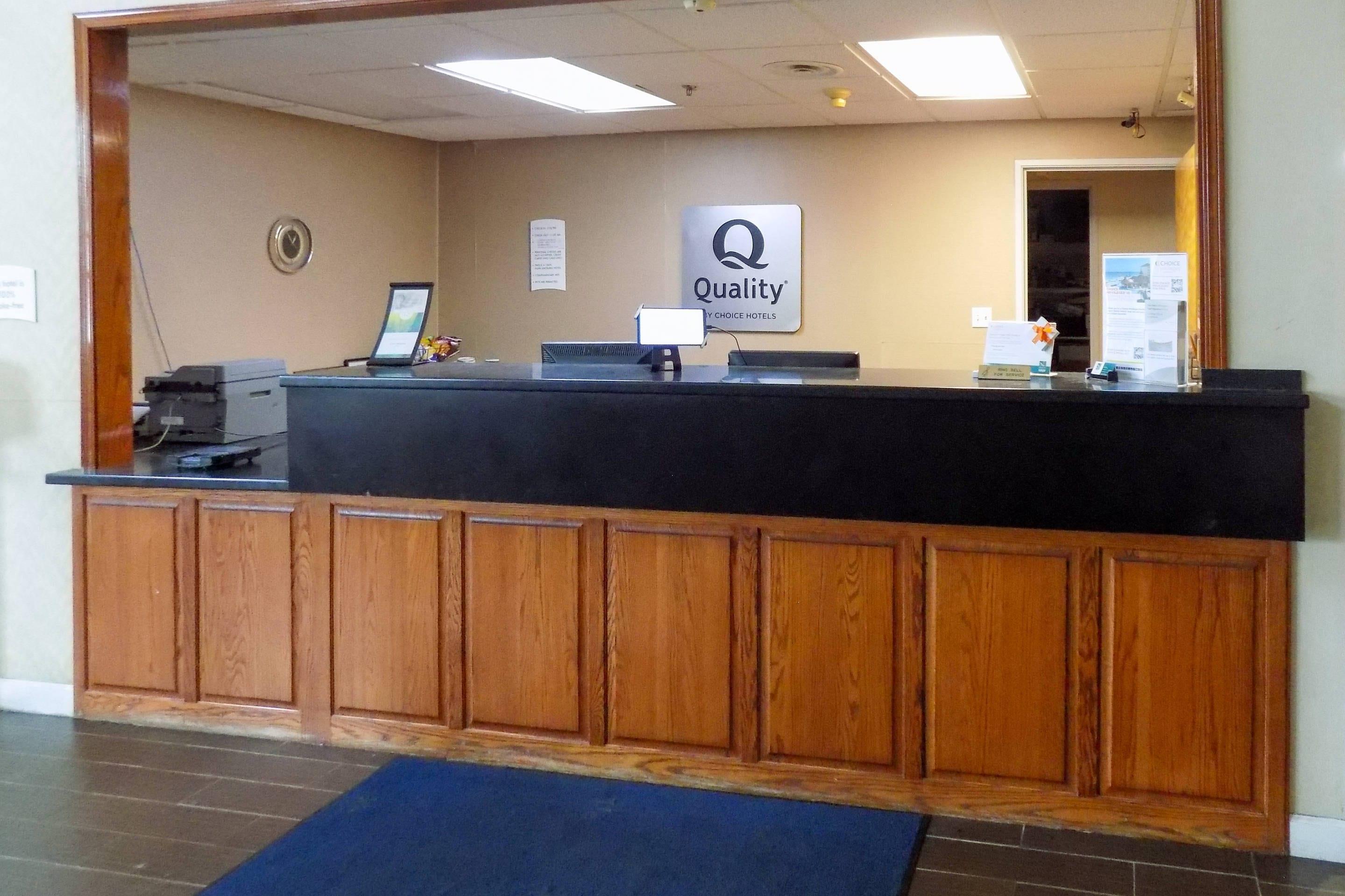 Lobby | Quality Inn