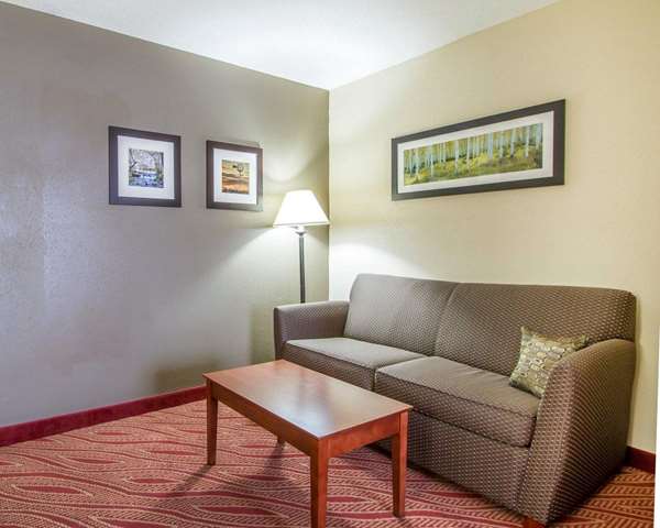Suite - Comfort Inn Poplar Bluff