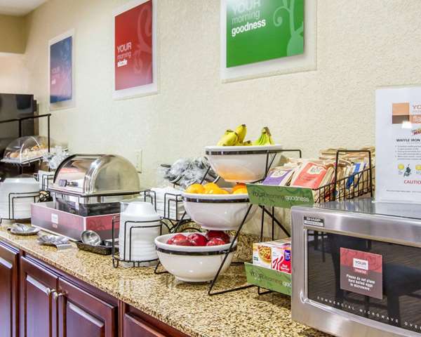Restaurant - Comfort Inn Poplar Bluff
