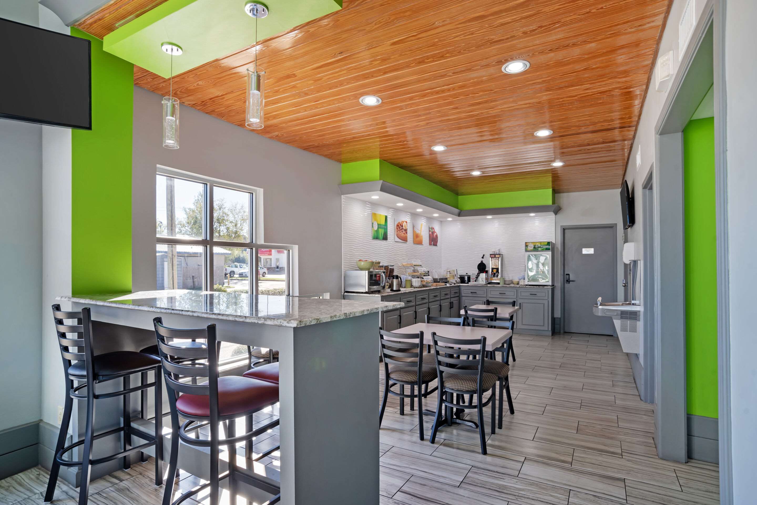 Breakfast area | Quality Inn Brookhaven