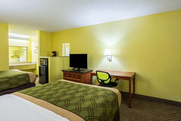  - Econo Lodge Picayune - I-59, Exit 4