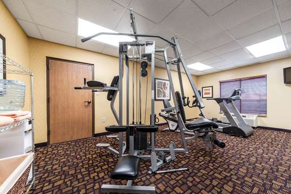 Fitness/ Exercise Room - Quality Inn Clarksdale