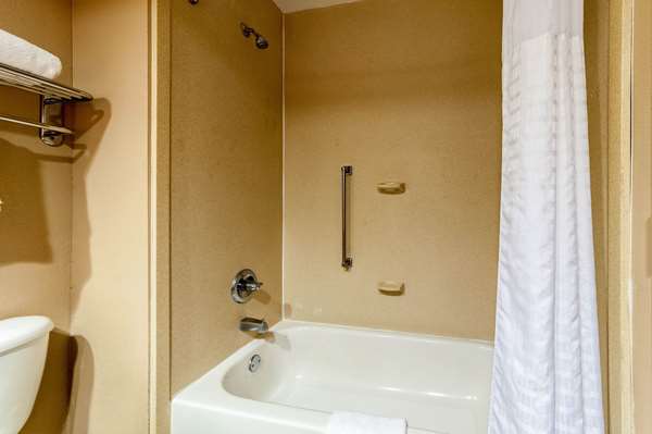  - Quality Inn Clarksdale