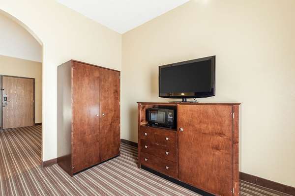 Suite - Quality Inn Clarksdale