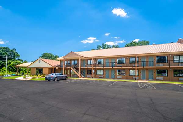 Exterior view - Quality Inn Corinth