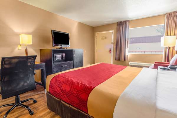  - Econo Lodge Meridian - I-20 & I-59, Exit 153