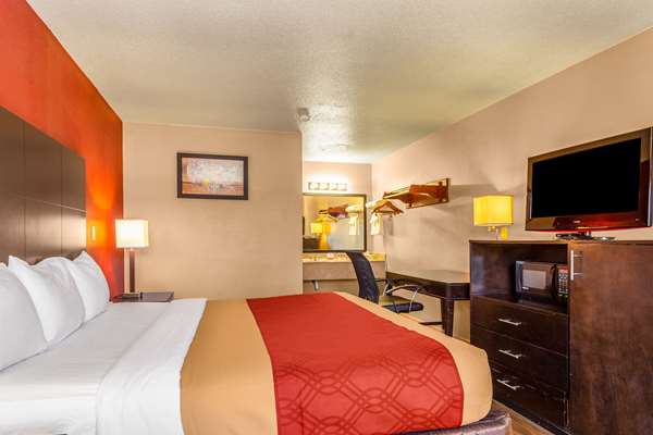  - Econo Lodge Meridian - I-20 & I-59, Exit 153