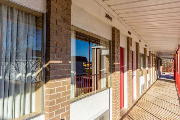 Exterior view - Econo Lodge Meridian - I-20 & I-59, Exit 153