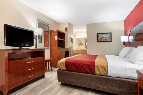  - Econo Lodge Pearl - I-20, Exit 48