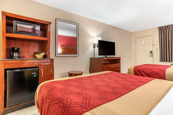  - Econo Lodge Pearl - I-20, Exit 48