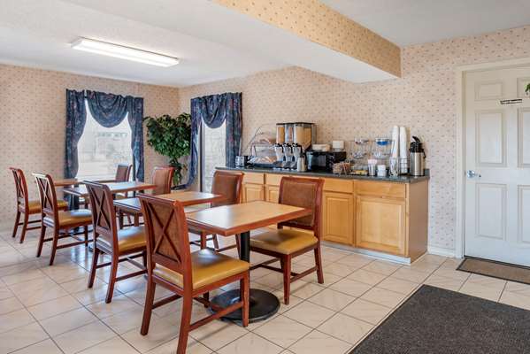 Amenities - Econo Lodge Pearl - I-20, Exit 48