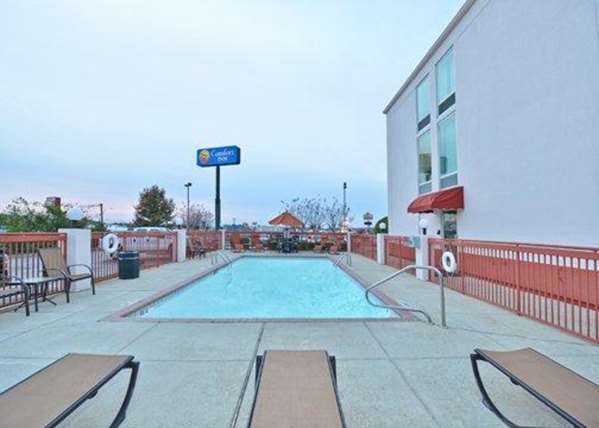 Pool - Comfort Inn Meridian - I-20 & I-59, Exit 154