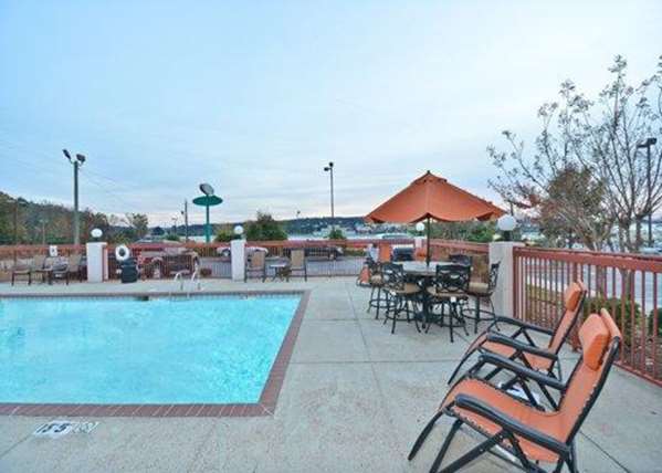 Pool - Comfort Inn Meridian - I-20 & I-59, Exit 154