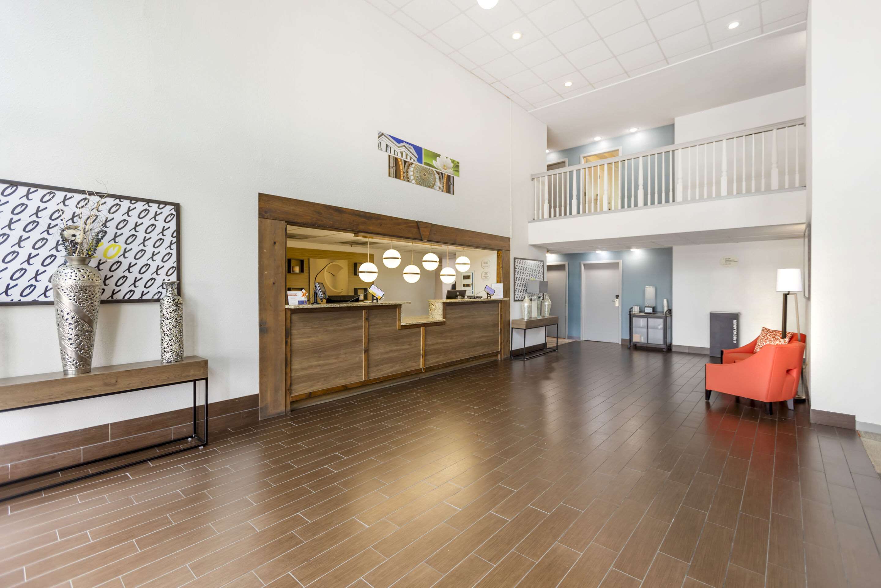 Hotel lobby | Comfort Inn