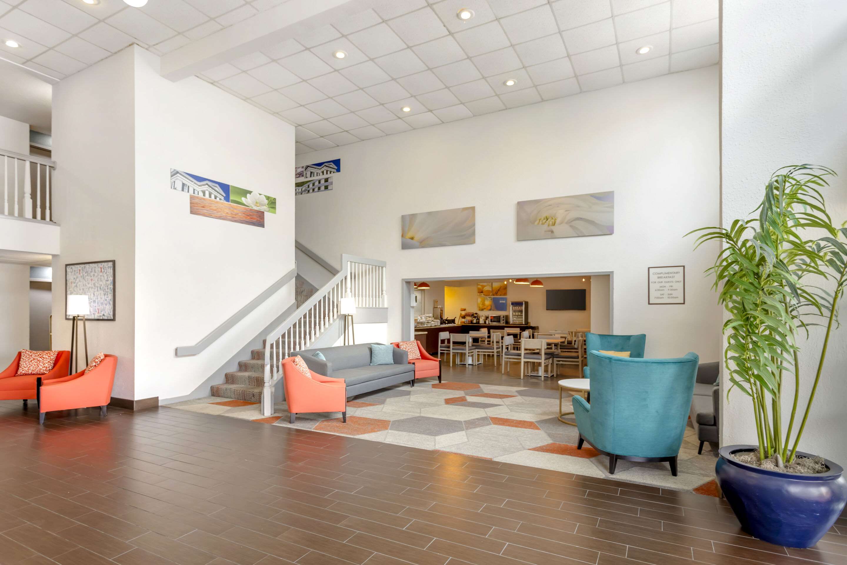 Hotel lobby | Comfort Inn