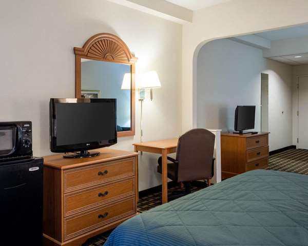 Suite - Quality Inn Magee