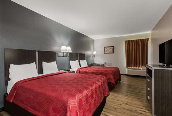  - Econo Lodge Inn & Suites Diamondhead - I-10, Exit 16