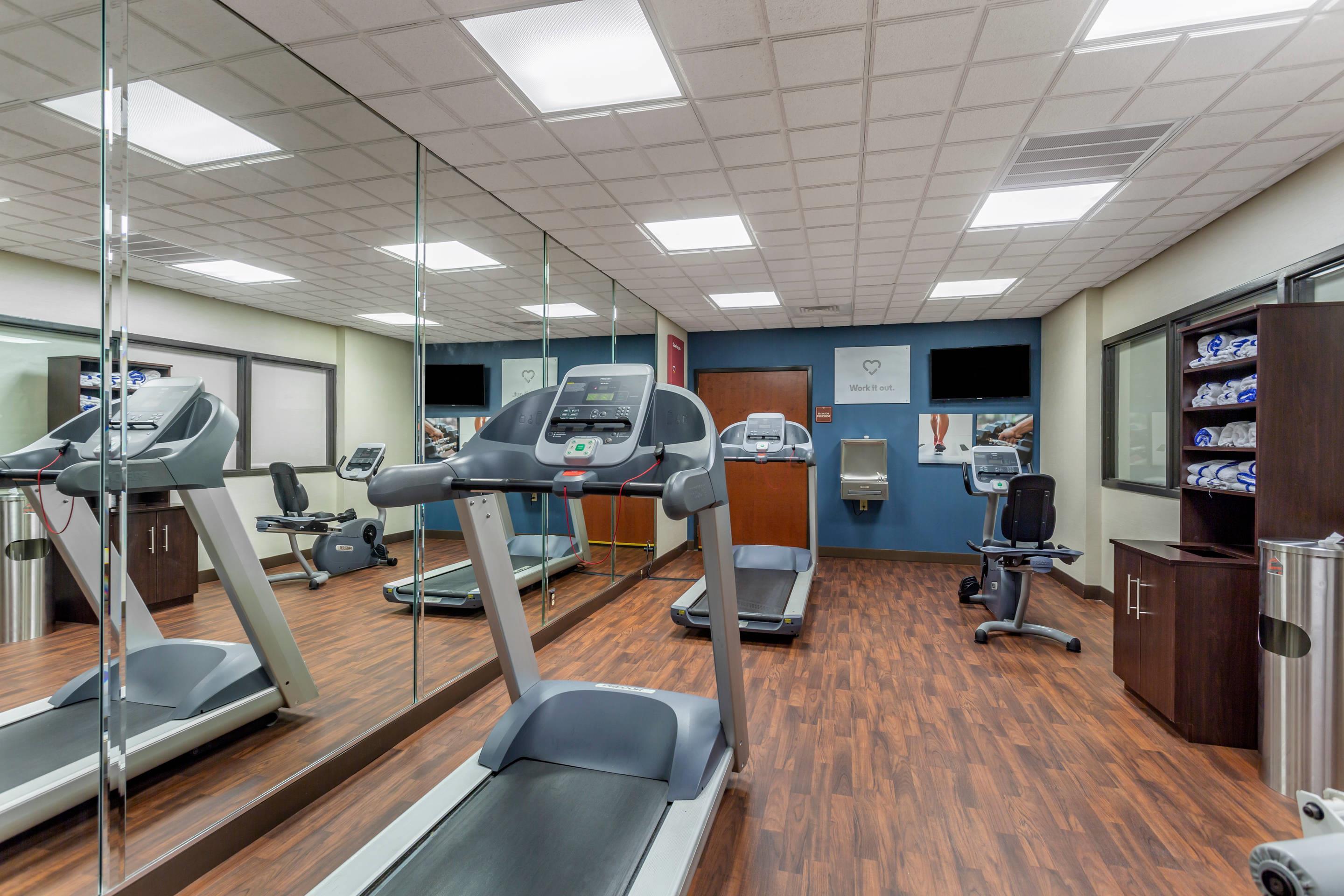 Fitness center | Comfort Suites Southaven I-55
