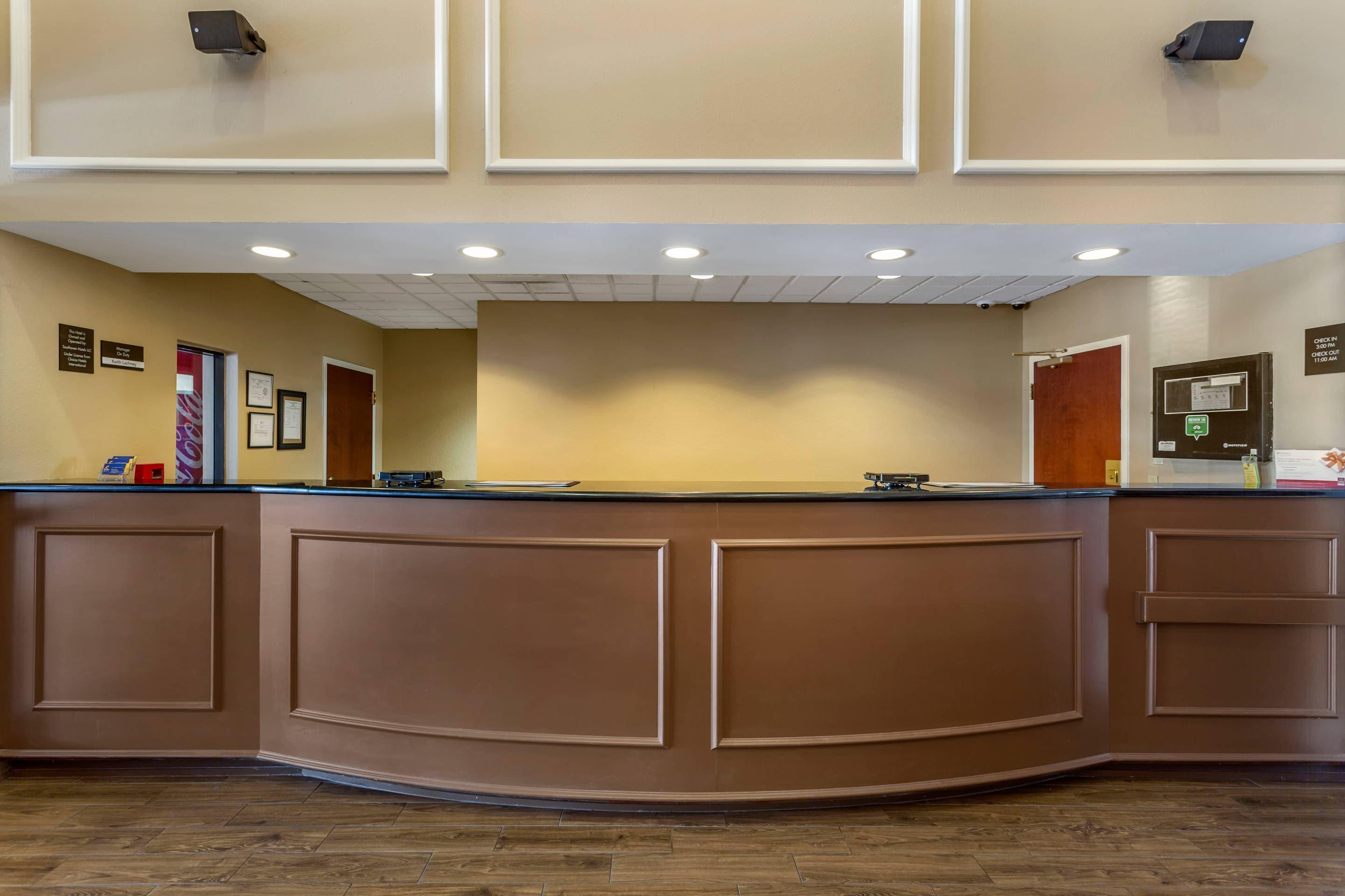 Hotel lobby | Comfort Suites Southaven I-55