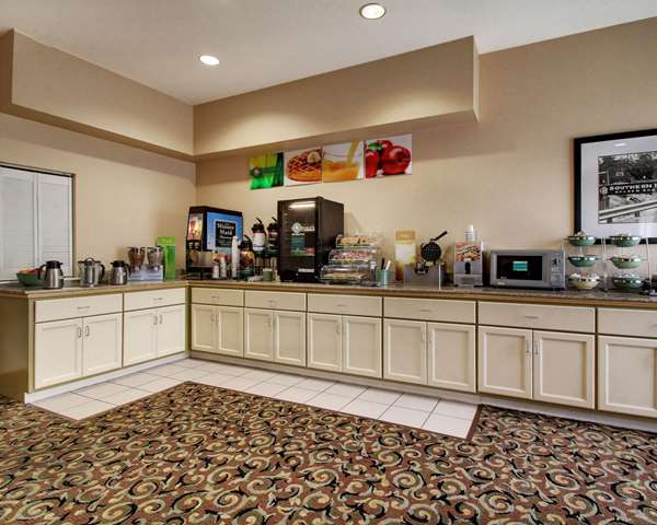 Amenities - Quality Inn Hattiesburg - I-59, Exit 67A