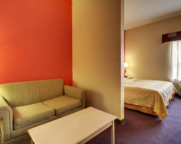 Suite - Quality Inn Hattiesburg - I-59, Exit 67A