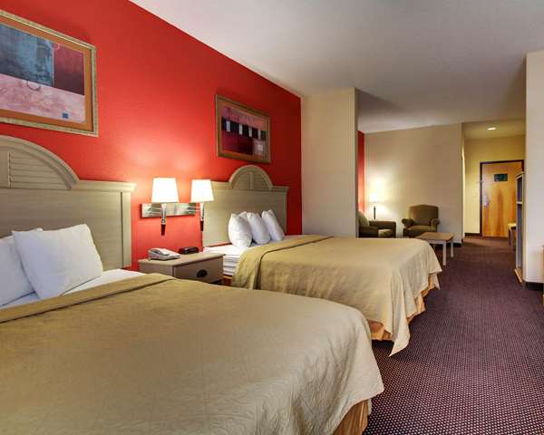 Suite - Quality Inn Hattiesburg - I-59, Exit 67A